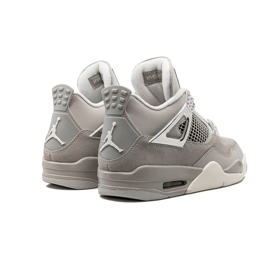 Air Jordan 4 Retro Frozen Moments